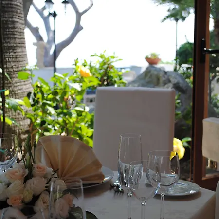 L'incanto Restaurant & *